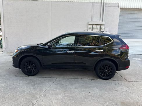 Used 2020 Nissan Rogue SV AWD/4WD image 8
