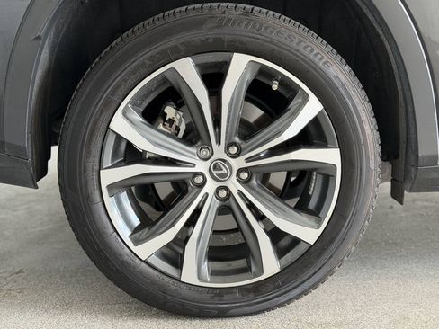 Used 2018 Lexus RX 450h AWD w/ Premium Package image 39