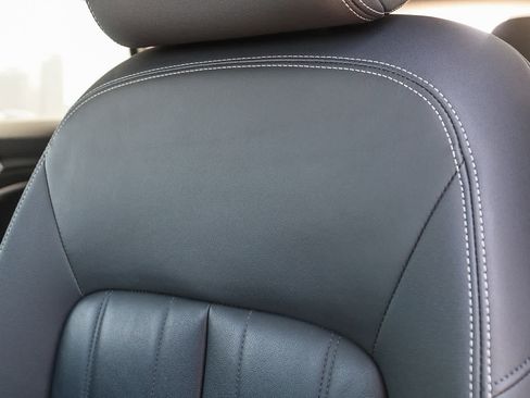 Used 2022 Audi e-tron Premium image 26