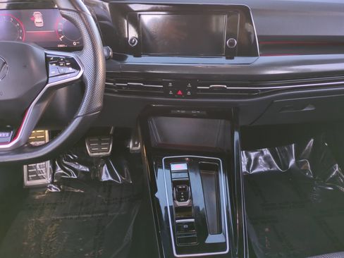 Used 2024 Volkswagen GTI S image 11