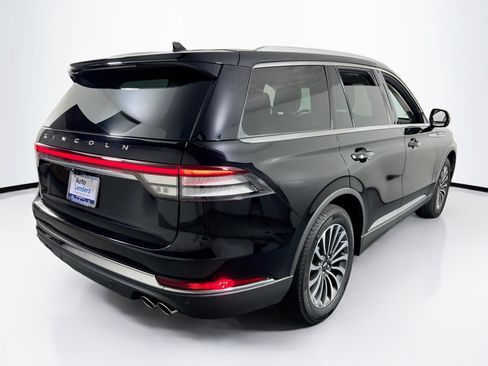 Used 2023 Lincoln Aviator Reserve w/ Elements Package Plus AWD/4WD image 5