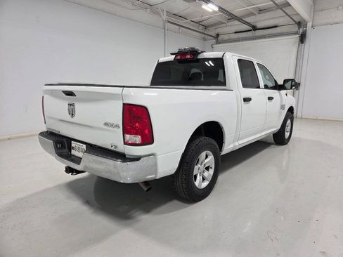 Used 2022 RAM 1500 Tradesman w/ Chrome Appearance Group AWD/4WD image 10