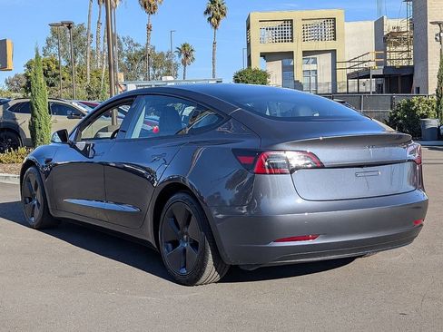Used 2023 Tesla Model 3 Standard Range image 8
