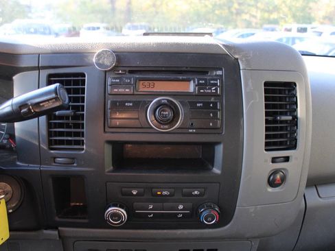 Used 2013 Nissan NV 2500 S w/ Side Curtain Airbag Pkg image 17