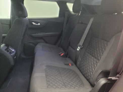 Used 2019 Chevrolet Blazer LT FWD image 18