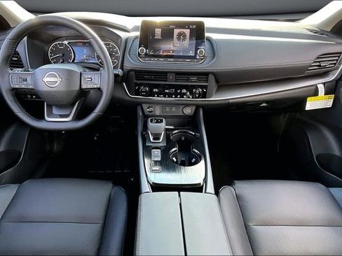 New 2026 Nissan Rogue SV image 5