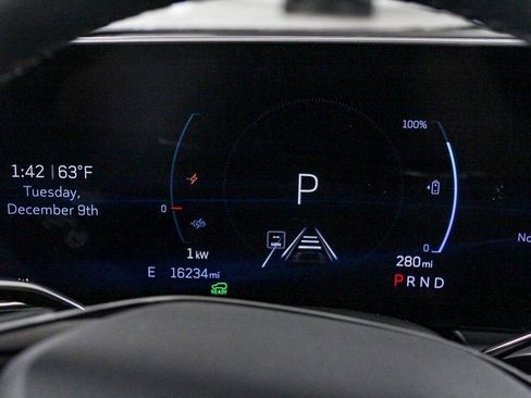 Certified 2024 Cadillac Lyriq Sport image 26