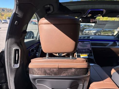 New 2026 Mercedes-Benz S 580 4MATIC Sedan image 13