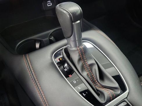 Certified 2025 Honda HR-V Sport image 31