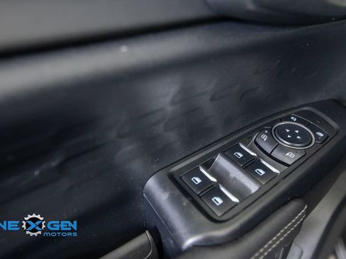 Used 2025 Ford Ranger XLT w/ Equipment Group 301A High AWD/4WD image 12