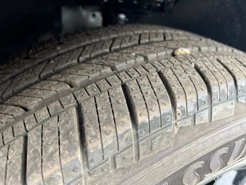 New 2026 Chevrolet Trax ACTIV w/ Sunroof Package image 23