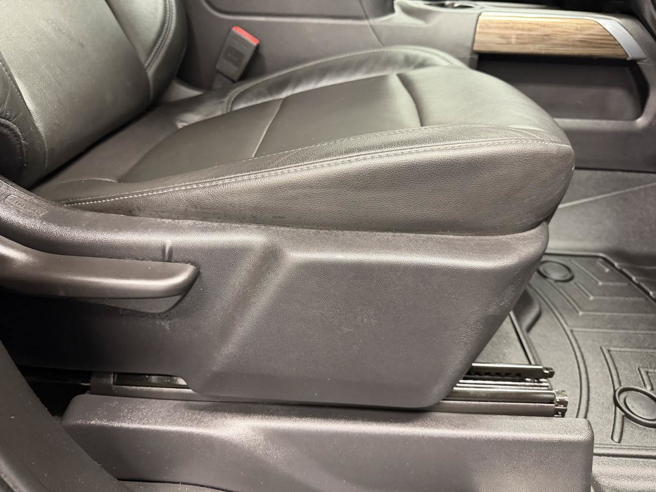 Used 2019 Chevrolet Silverado 1500 RST w/ All-Star Edition AWD/4WD image 17