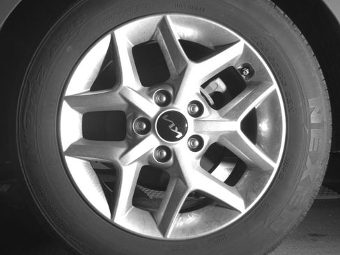 Used 2025 Kia Soul LX w/ LX Technology Package FWD image 17