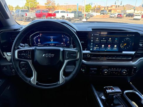 Used 2024 Chevrolet Silverado 1500 RST w/ Convenience Package II AWD/4WD image 19