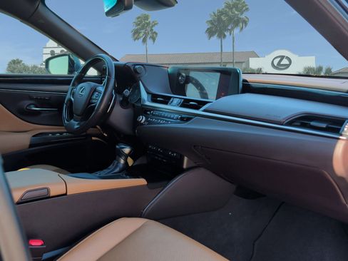 Used 2021 Lexus ES 250 w/ Premium Package image 26