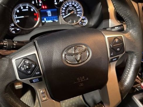 Used 2017 Toyota Tundra Limited image 7