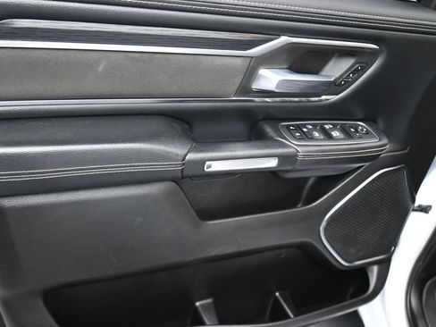 Used 2024 RAM 1500 Laramie AWD/4WD image 2