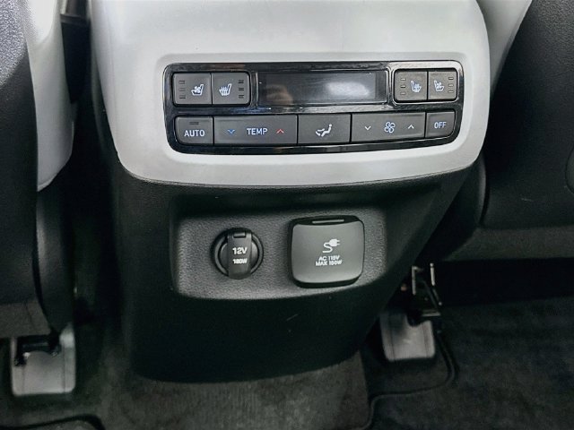Used 2025 Hyundai Palisade SEL FWD image 13