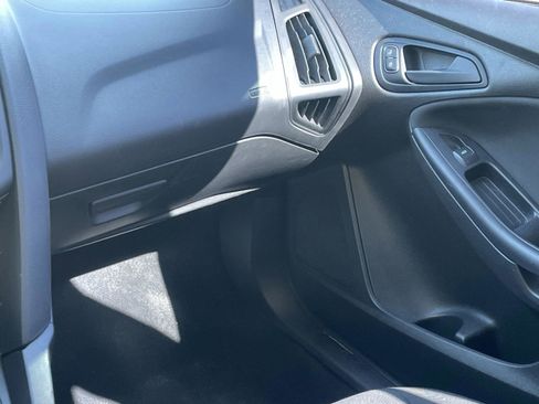Used 2016 Ford Focus S image 13
