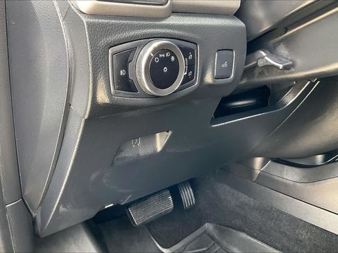 Used 2023 Ford Ranger XLT w/ Equipment Group 301A Mid AWD/4WD image 35