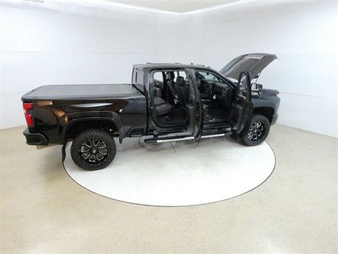 Used 2020 Chevrolet Silverado 3500 High Country w/ Z71 Off-Road Package image 24