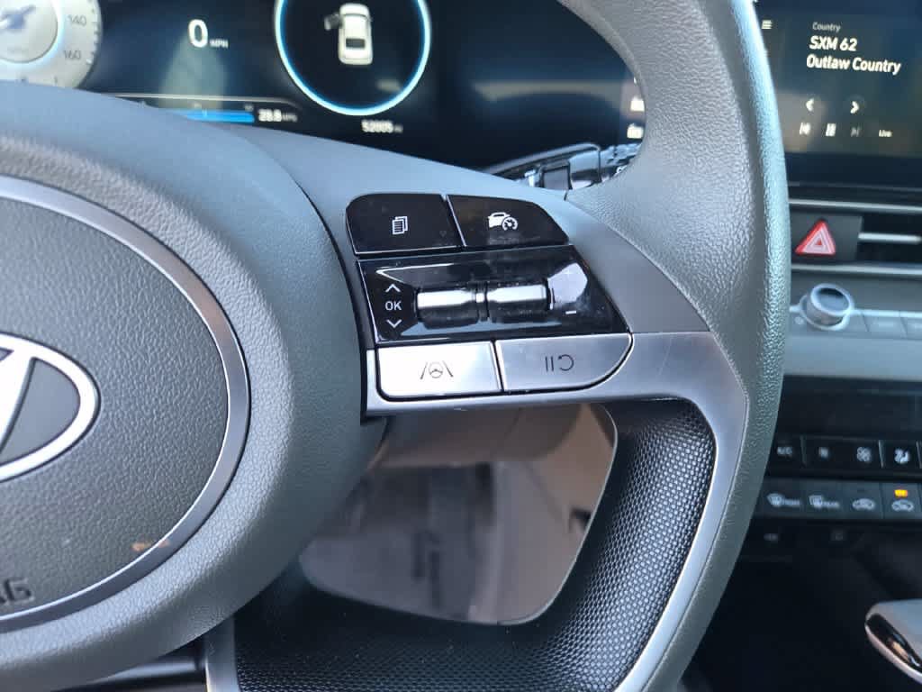 Used 2024 Hyundai Elantra SEL FWD image 20