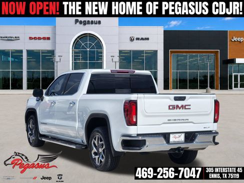 Used 2024 GMC Sierra 1500 SLT RWD image 5