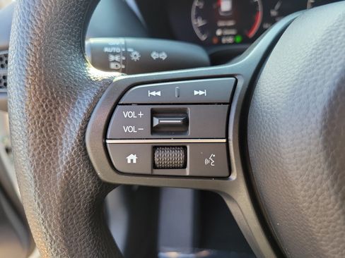 Used 2026 Honda HR-V LX image 18