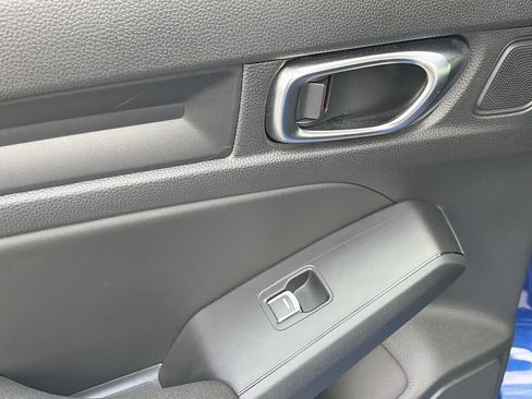 Used 2022 Honda Civic EX image 8