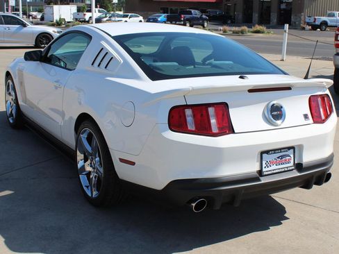 Used 2010 Ford Mustang GT RWD image 10