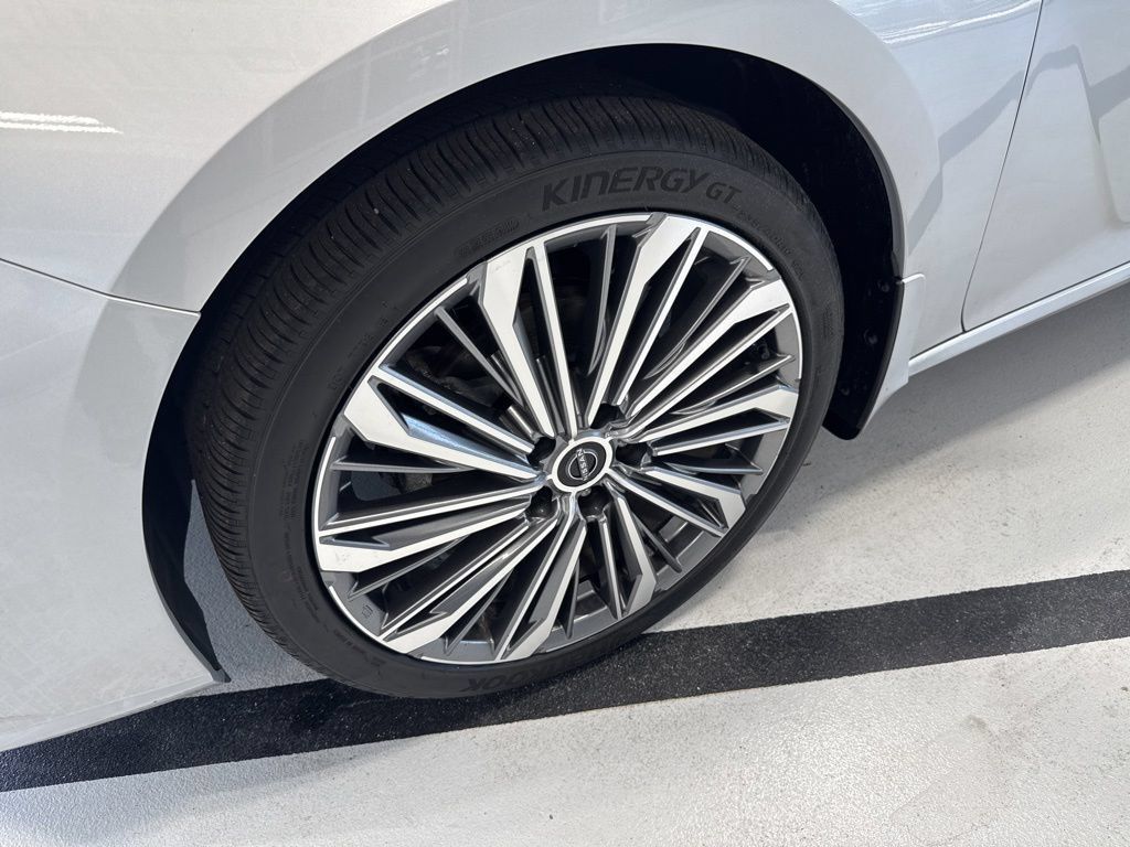 Used 2023 Nissan Altima 2.5 SL AWD/4WD image 9