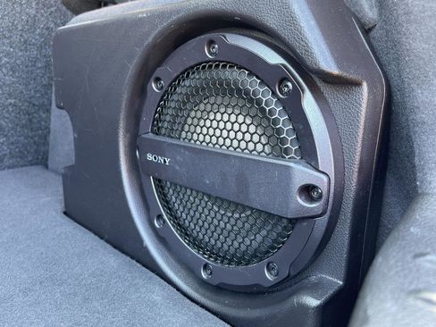 Used 2017 Ford Focus SEL FWD image 34