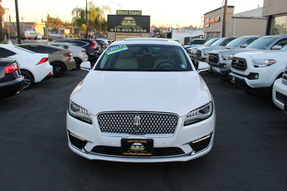 Used 2017 Lincoln MKZ Reserve w/ Technology Package FWD image 3