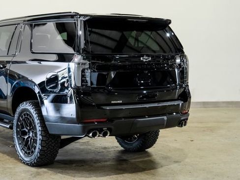 Used 2026 Chevrolet Suburban Z71 w/ Comfort Package AWD/4WD image 38