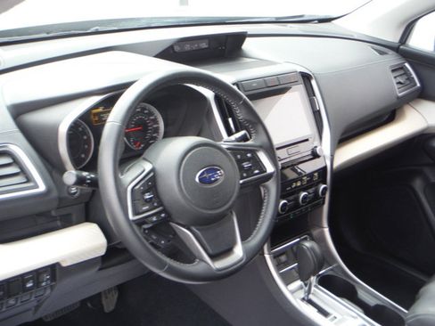 Used 2019 Subaru Ascent Premium AWD/4WD image 10