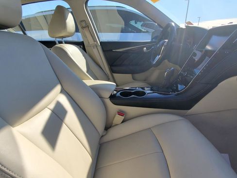 Used 2018 INFINITI Q50 Luxe w/ Cargo Package (L95) image 4