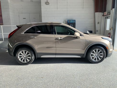 Used 2020 Cadillac XT4 Premium Luxury w/ Driver Awareness Package FWD image 12