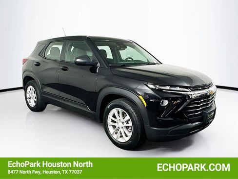Used 2024 Chevrolet TrailBlazer LS image 1