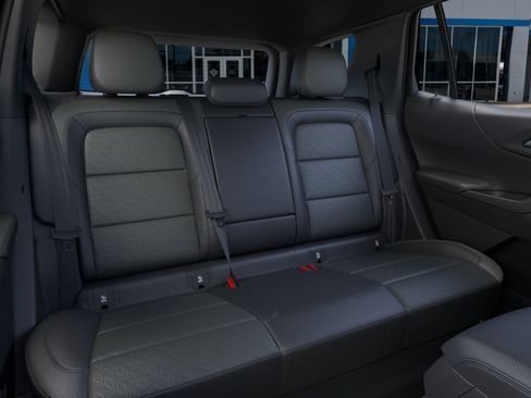 New 2026 Chevrolet Equinox LT w/ Convenience Package II image 17