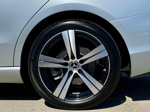 Certified 2026 Mercedes-Benz C 300 4MATIC Sedan image 12