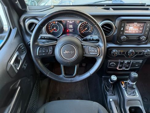 Used 2020 Jeep Wrangler Unlimited Sport S AWD/4WD image 16