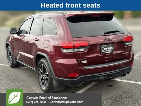 Used 2017 Jeep Grand Cherokee Trailhawk w/ Trailhawk Luxury Group AWD/4WD image 17