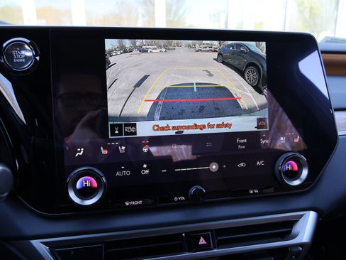 Used 2025 Lexus RX 350 Premium w/ Accessory Package (Z1) image 25