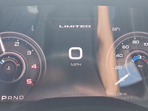 Used 2023 RAM 2500 Limited image 22