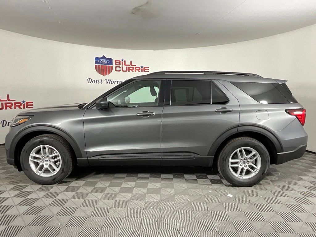 New 2027 Ford Explorer Active RWD image 6