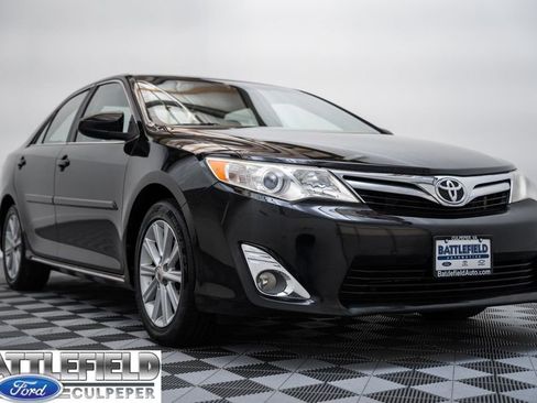 Used 2013 Toyota Camry XLE FWD image 1