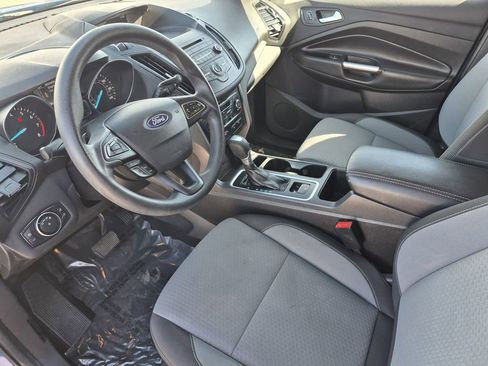 Used 2017 Ford Escape SE w/ SE Cold Weather Package image 11