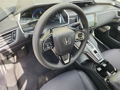 Used 2018 Honda Clarity Plug-In Hybrid image 10