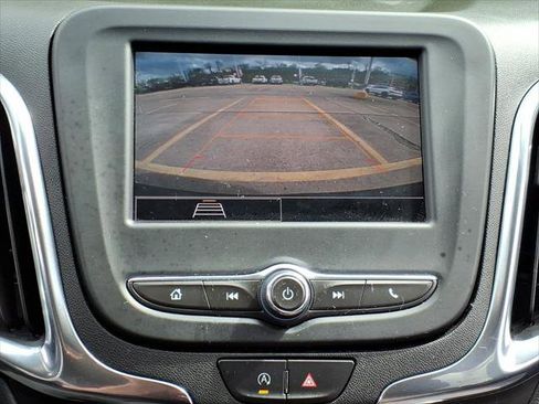 Used 2023 Chevrolet Equinox LT AWD/4WD image 16