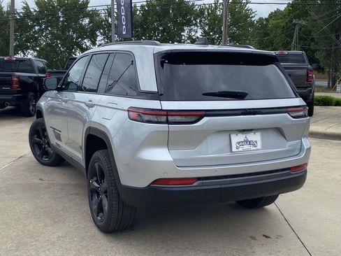 New 2026 Jeep Grand Cherokee Limited w/ Limited Altitude Package RWD image 4